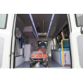 Ambulancia intensiva con tracción en las cuatro ruedas